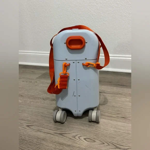 JetKids by Stokke BedBox Kid's Ride-On Suitcase Light Blue Clean W/bedding pad - Picture 5 of 11